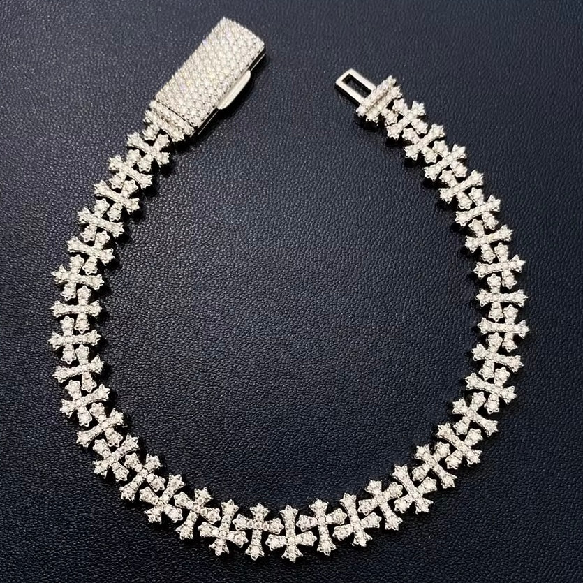Moissanite Cross Link Bracelet